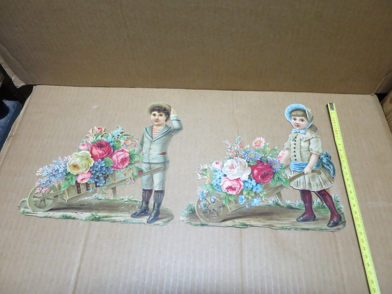 Enfants Brouettes De Fleurs Paire D'Anciens Grands Chromos DÃ©Coupis GaufrÃ©S