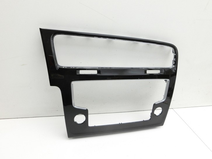 VW Golf VII 7 Variant 13-17 Blende Einbaurahmen für Radio VW Golf VII 7 Variant 13-17 09.05.2016 5G1819743D gebraucht Vorschau 2