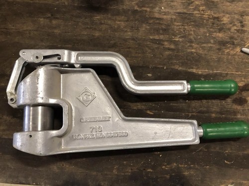 NICE USED, GOOD, Stud Punch,Plumber's GREENLEE 713 (2-5/8