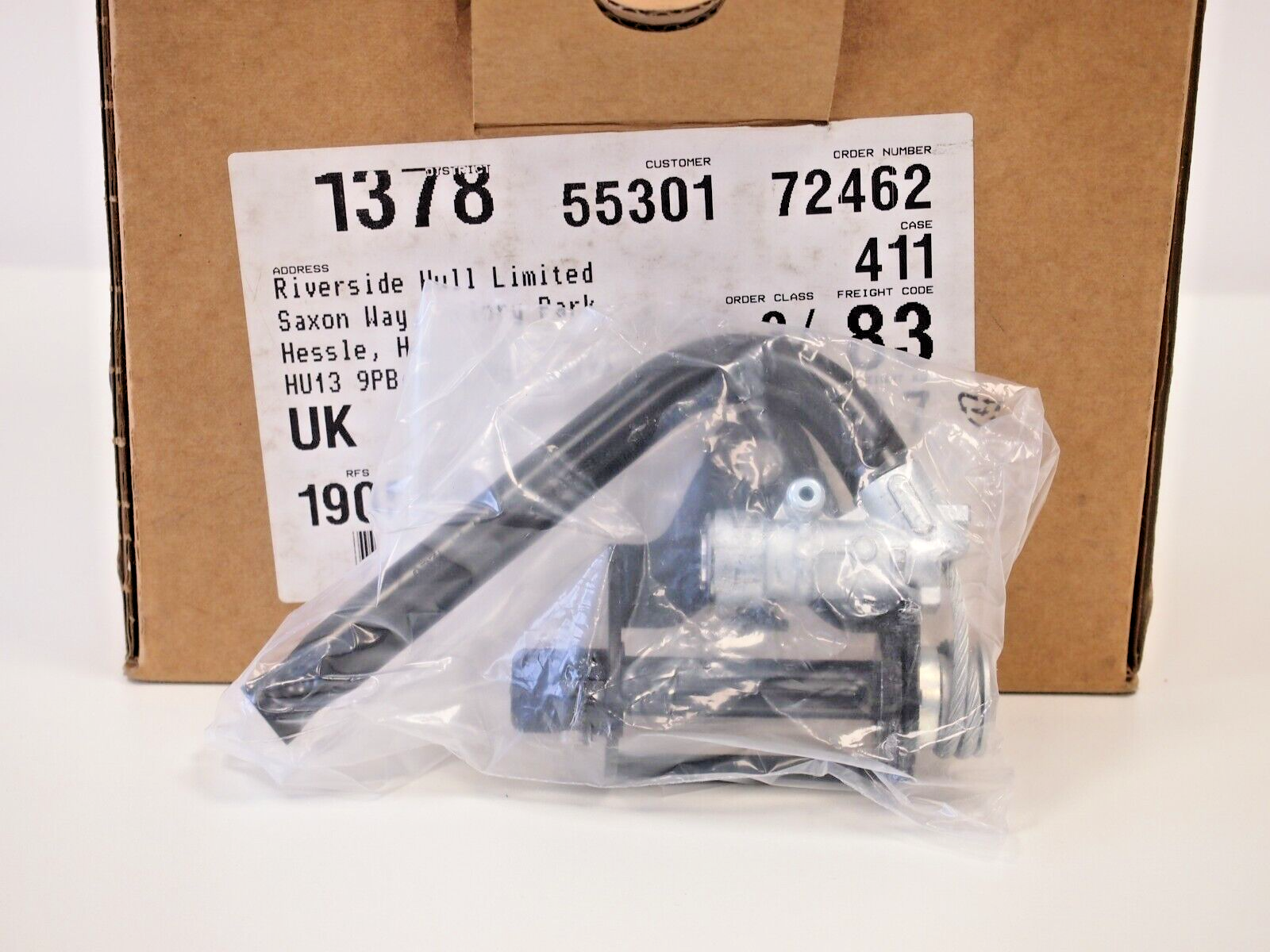 GENUINE Volvo XC90 Front or Rear Seat Belt Pretensioner 32239629 
