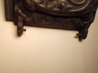 Antique Cast Iron Ornate Round Oak M20 Wood Stove Door PD Beckwith Very Nice