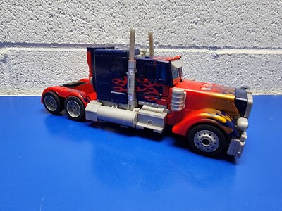 Transformers Optimus Prime Movie 2007 Leader Class Figure Advanced Technology