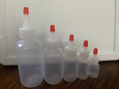 4oz,2oz,1oz,1/2oz,1/4oz. Plastic Boston Round Squeeze Bottles with Yorker Caps