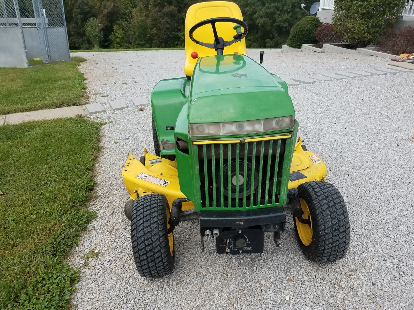 1989 John Deere 316 Garden Tractor 50