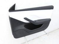 Tesla Model 3 LR Highland Türverkleidung Türpappe Rechts Vorne Tesla Model 3 LR Highland 16.01.2024 1776743-10-B... Vorschau 4