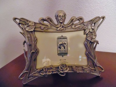 Tree of Life Design Real Oak Picture Frame 6 x 4 With Hand Cast Pewter Well Being Good Luck Gift