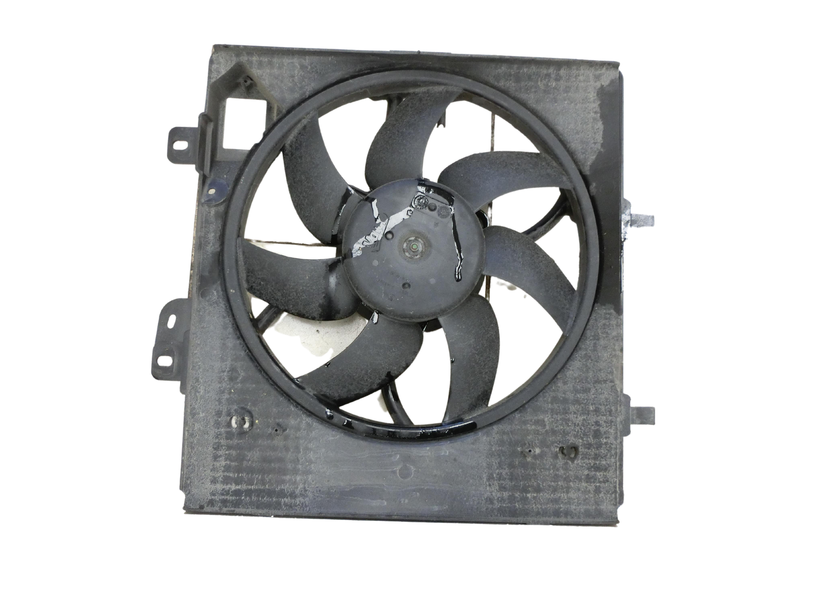Citroen C-Elysee 16-20 VTi 115 1,6 85KW Lüfter Ventilator f. Kühler  - Bild 1