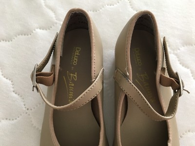DeLuco Performance by Baum's Girls Size 10 1/2 Tan Tap Shoes