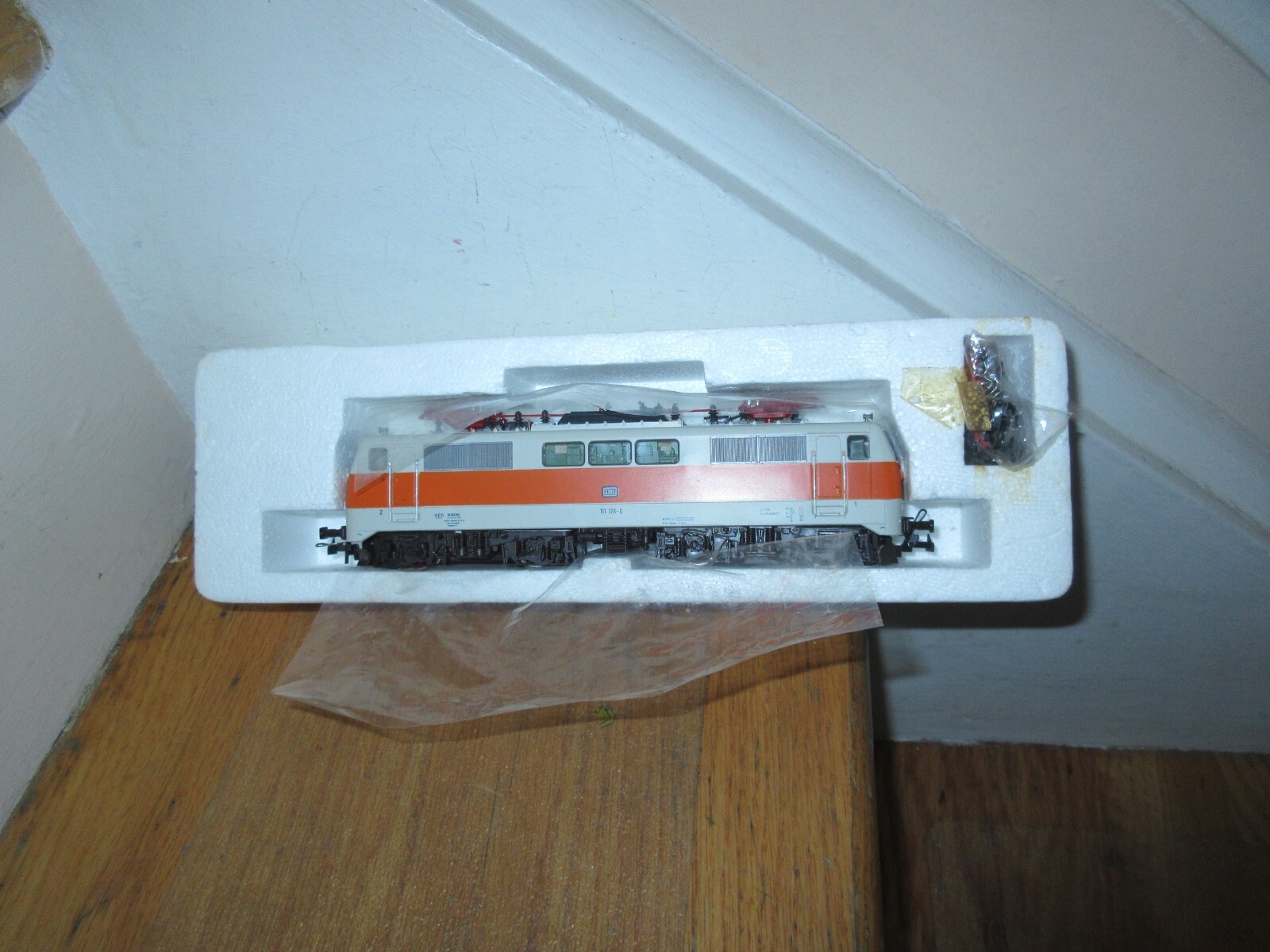 Roco BR 111 HOゲージ 電気機関車 43414 Roco BR 111 HOゲージ 電気機関車 43414 - メルカリ