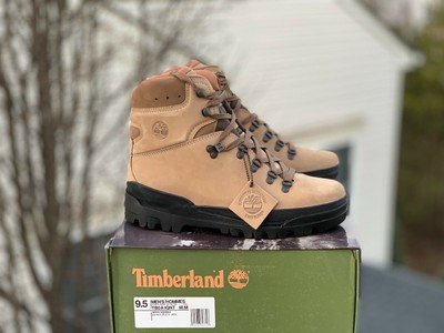 supreme world hiker