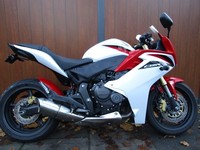 HONDA CBR 600 F * GREAT BIKES * VERY RELIABLE *NEW *pads . tyre . full service *