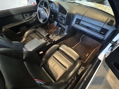 image 4 of interior