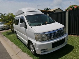 Nissan elgrand 2000