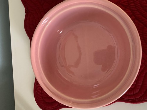 MID CENTURY BAUER PINK CASSEROLE WITH LID 1 QUART