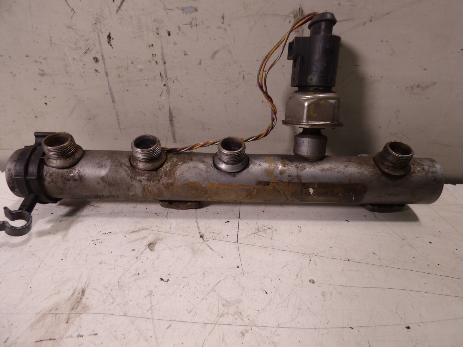 Rail Iniettore VOLKSWAGEN AUDI 059130089AB