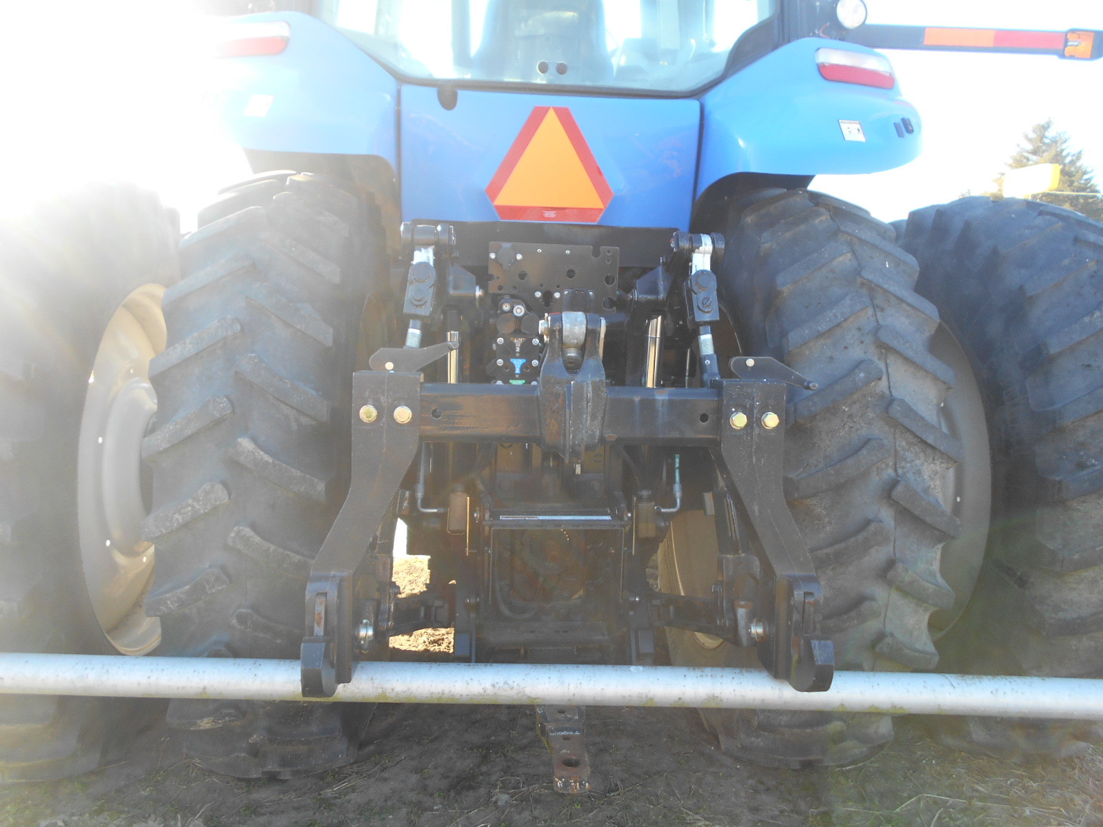 2012 NEW HOLLAND T8.275 TRACTOR // FWA // 195HP // SN = ZBRC08952