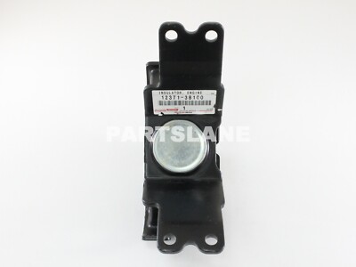 LV-112 マツダ E2000 3種 Lexus GX460 2010-2023 OEM Genuine Rear Engine Mounting