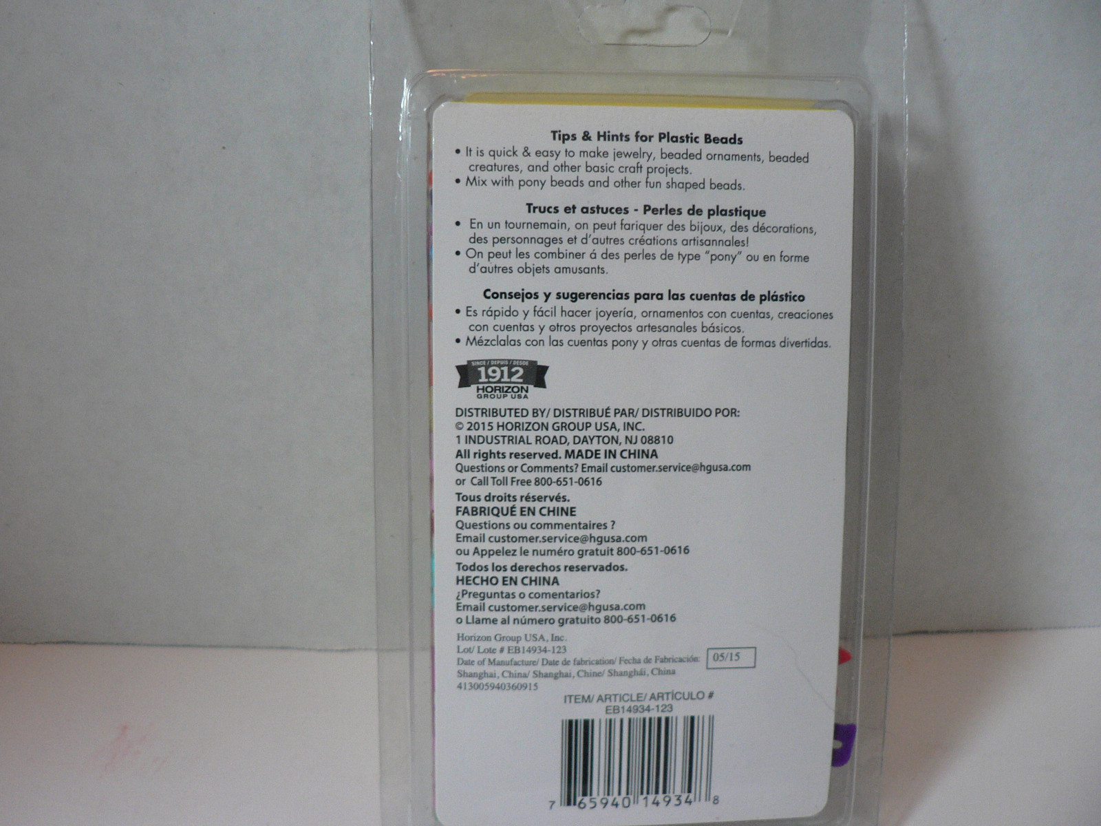 EASY BEADS  PLASTIC CHARMS  IN MULTIPLE COLORS