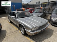 1998 Jaguar XJ Sport 3.2 V8 Petrol Saloon Executive Car Automatic Silver / Gold