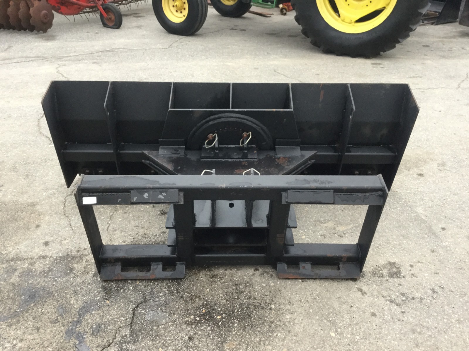 Unused Heavy Duty 6 FT Angle and Tilt Skid Steer Blade
