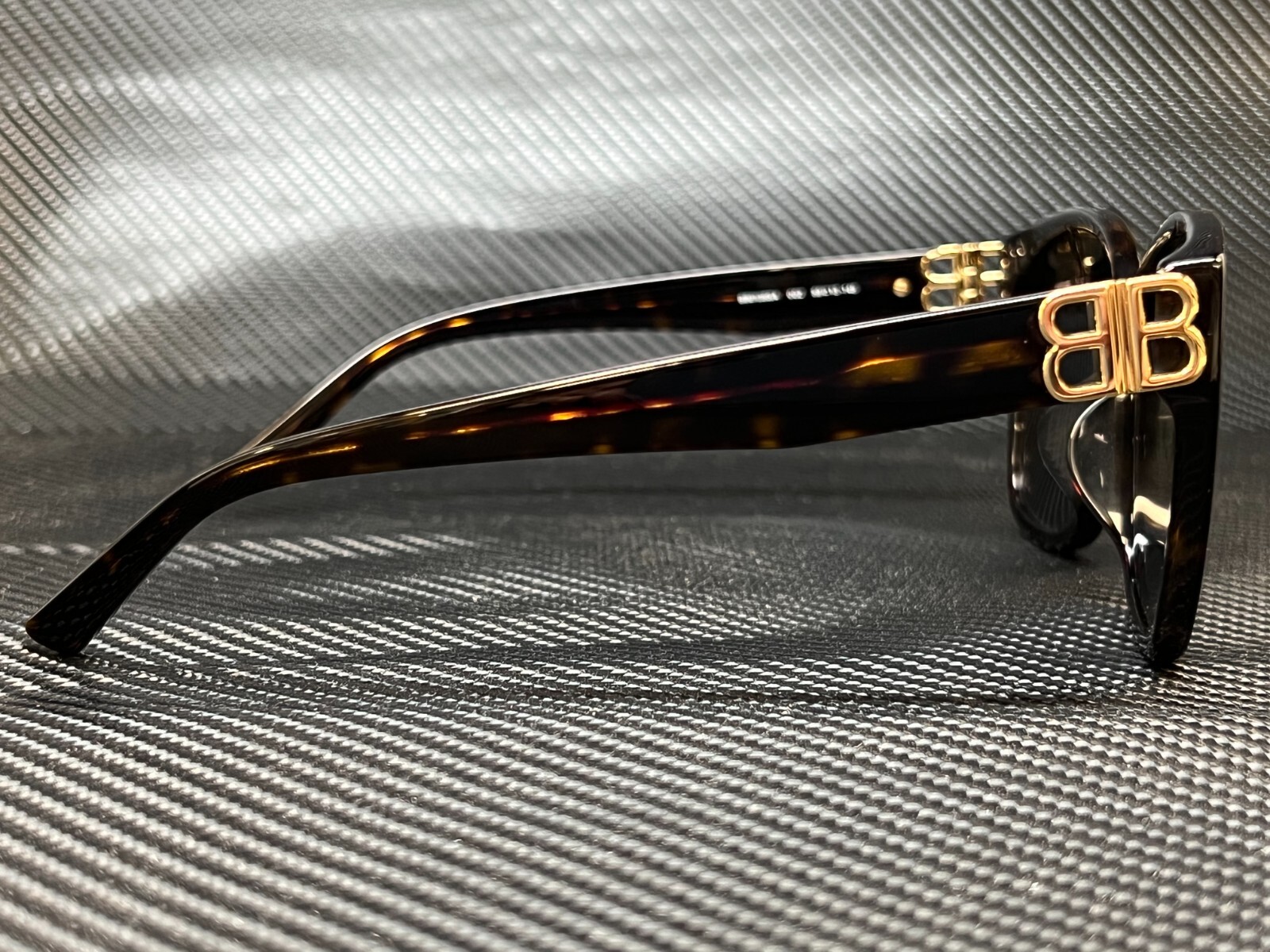 Pre-owned Balenciaga Bb0135sa 002 Square Rectangle Havana Gold Green 59 Mm Sunglasses