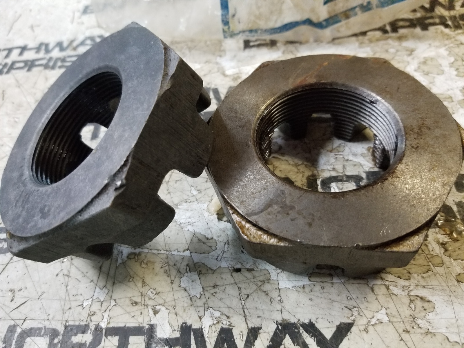 LOT OF 2PC - CATERPILLAR OEM CAT 8D-2348: 2''-12 Hex Castle Nut 8D2348 - Picture 3 of 4