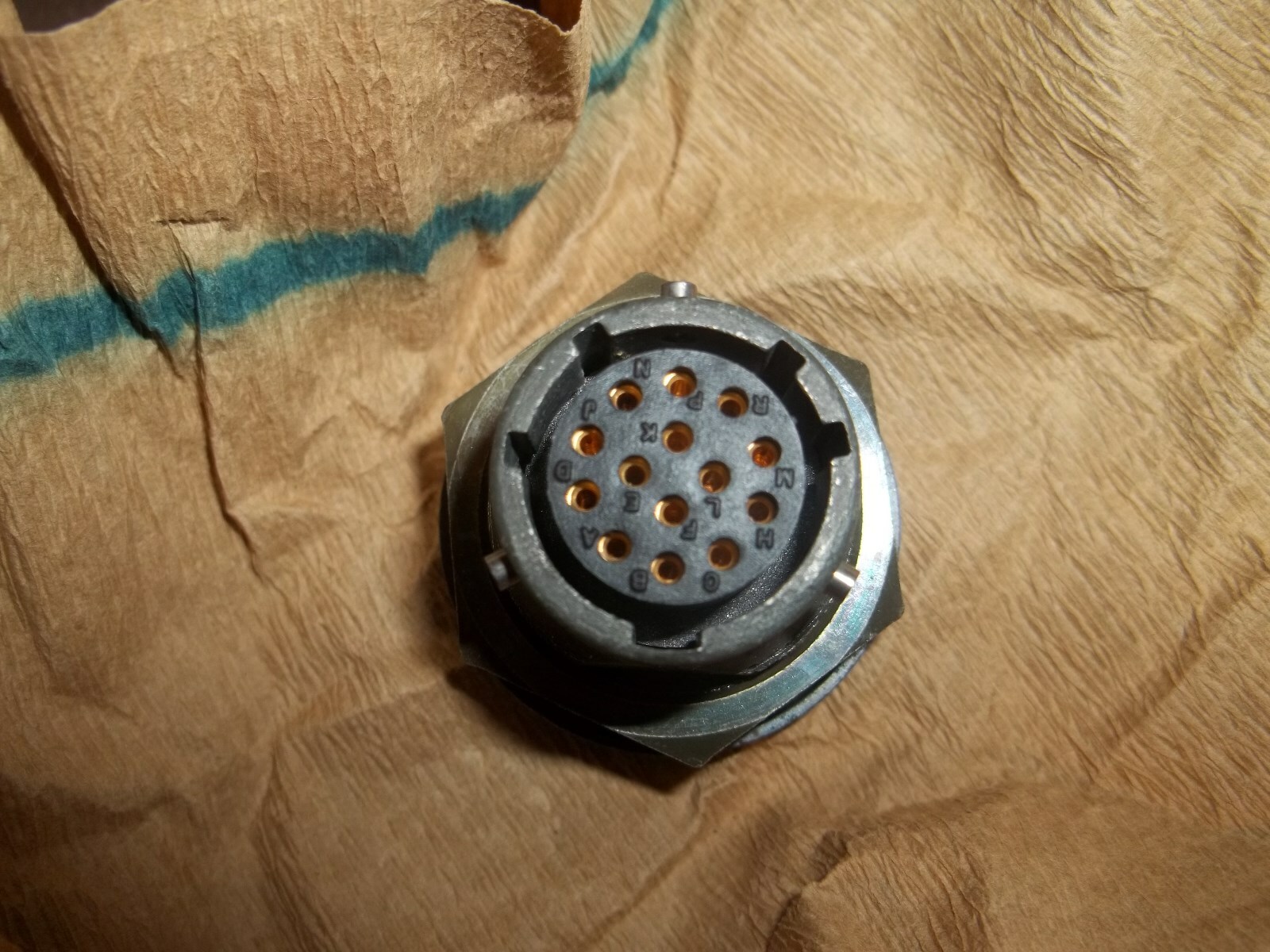 rt-841 prc-25 prc-77 u-318/u receptacle military radio truck jeep am-2060 plug