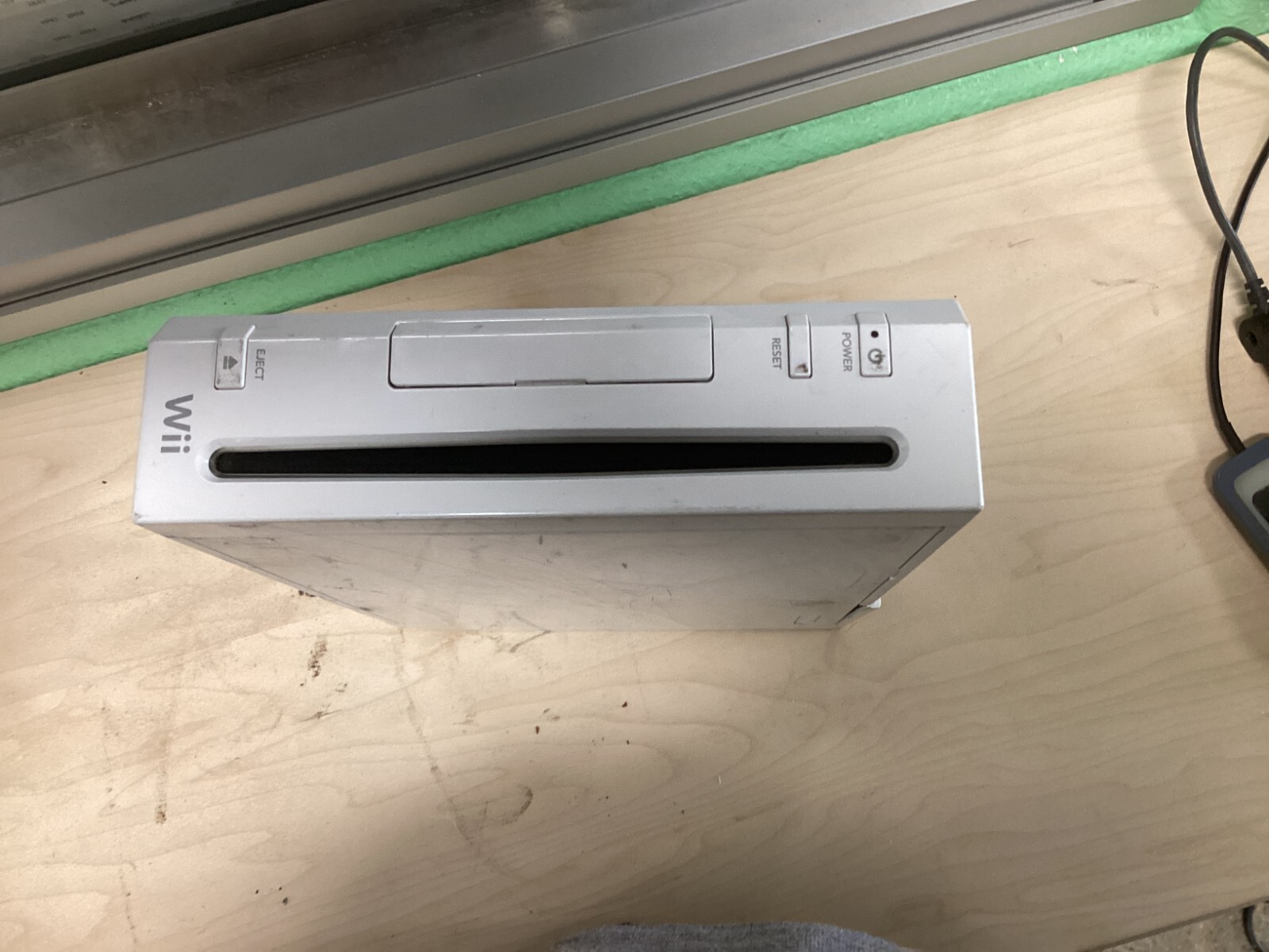 ※値下げしました※【美品】箱あり Nintendo Wii RVL-001 s-l400.jpg
