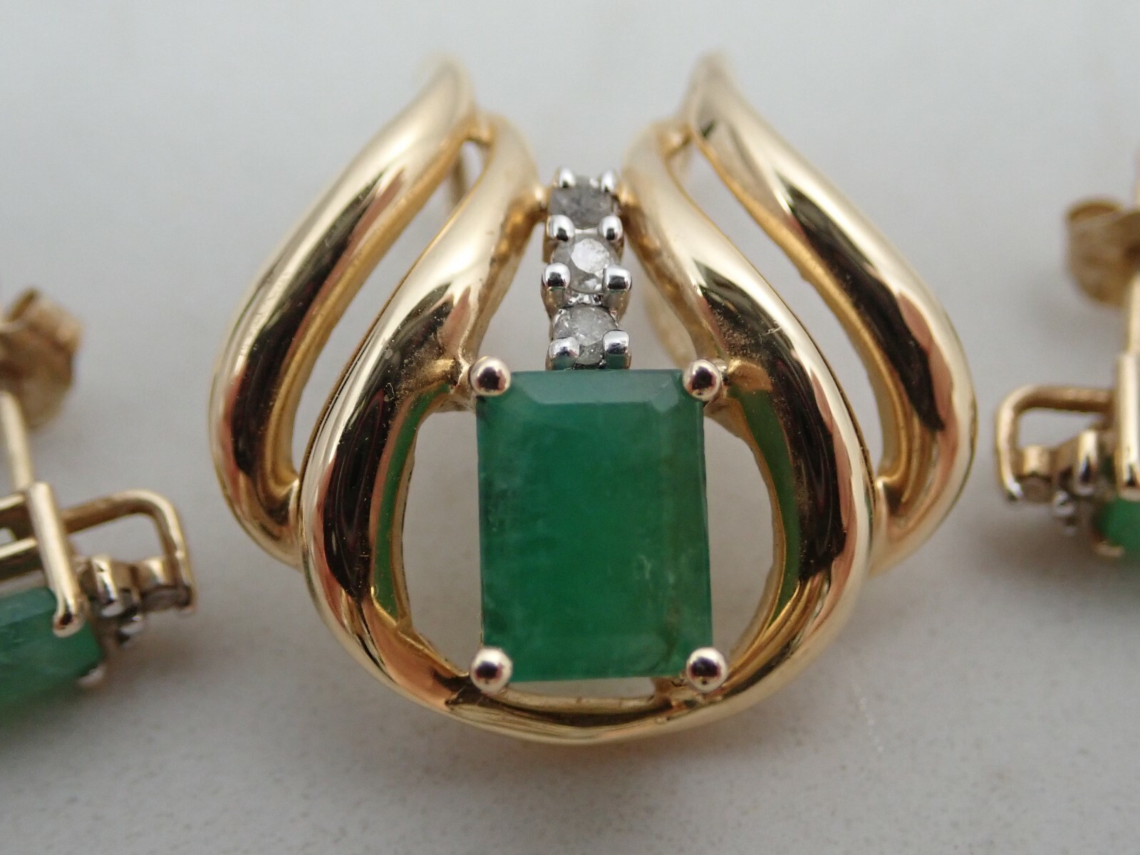 14k Yellow Gold Emerald and Diamond Pendant and Earrings