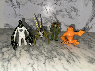 Ben 10 Cartoon Network Action Figure Lot Loose