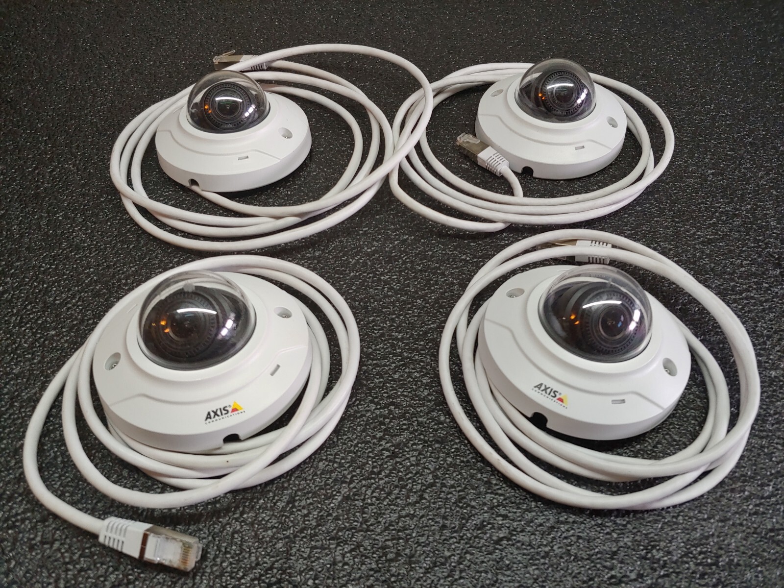 LOT of 4 Axis M3005V POE Network Mini Dome Camera Grade B 1200