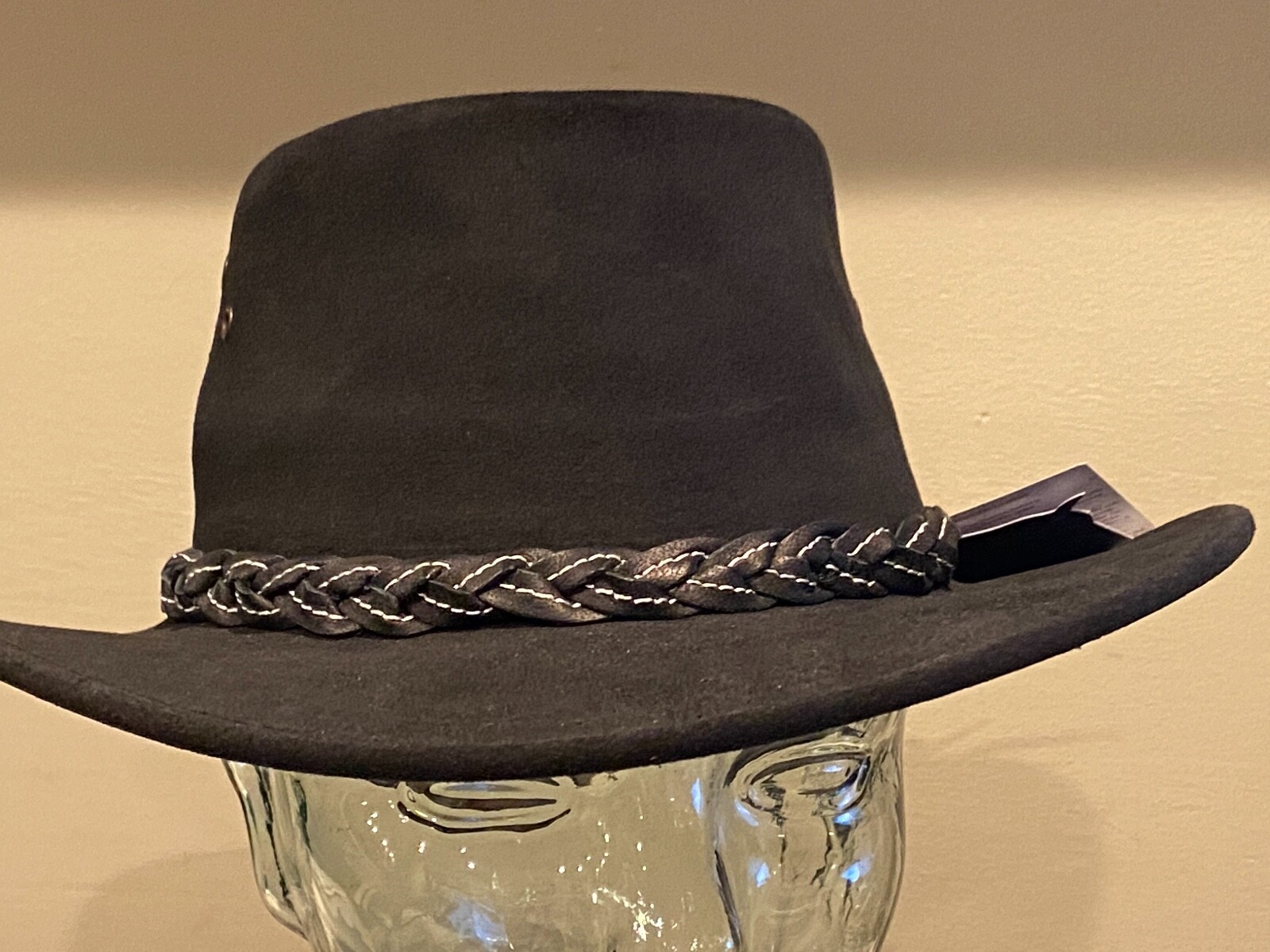 $99 Jacaru Wallaroo Suede Outback Hat 