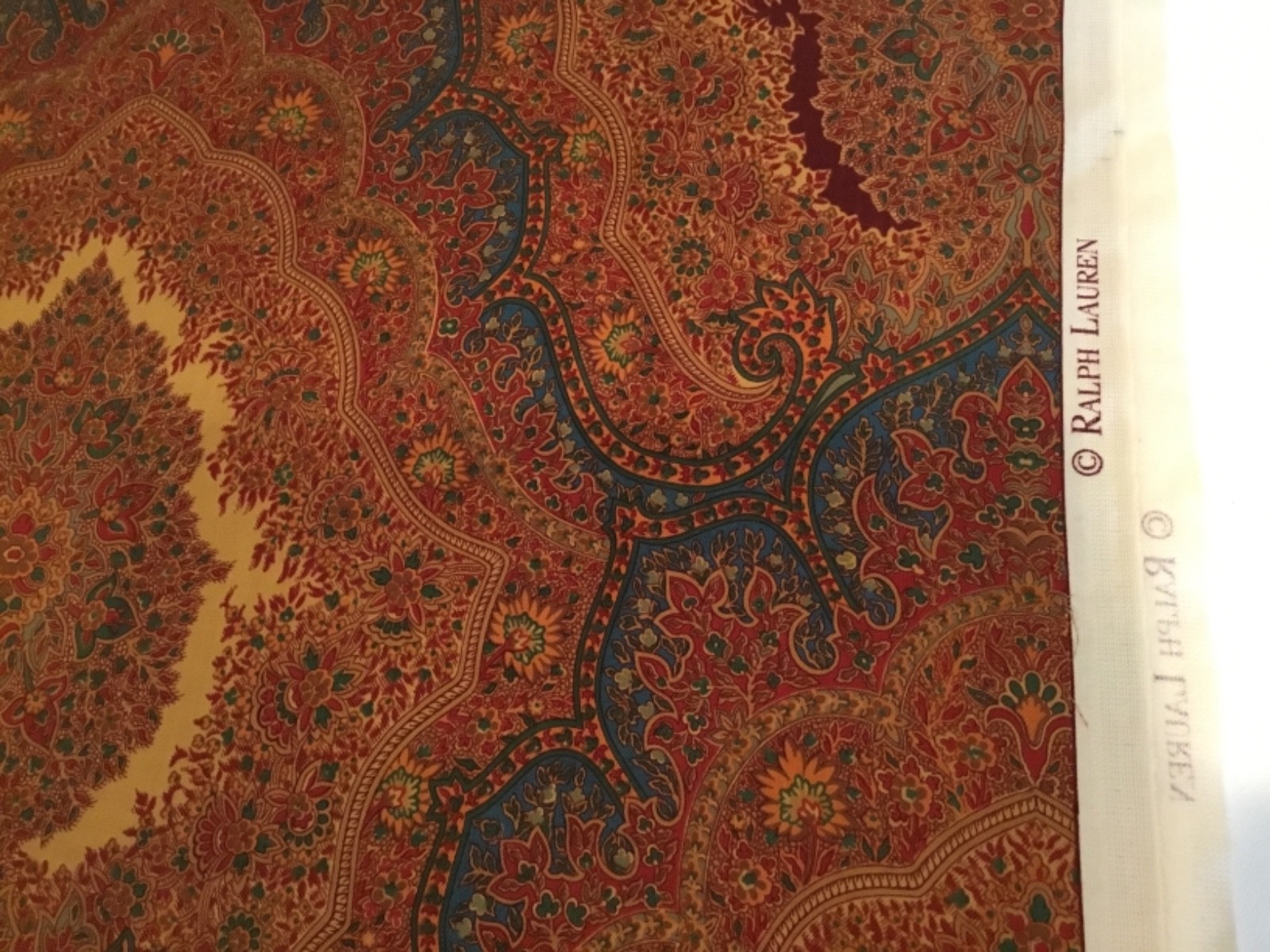 Ralph LAUREN Medallion Fabric 54” Wide 1.5 Yards * Looks Like an Antique Rug