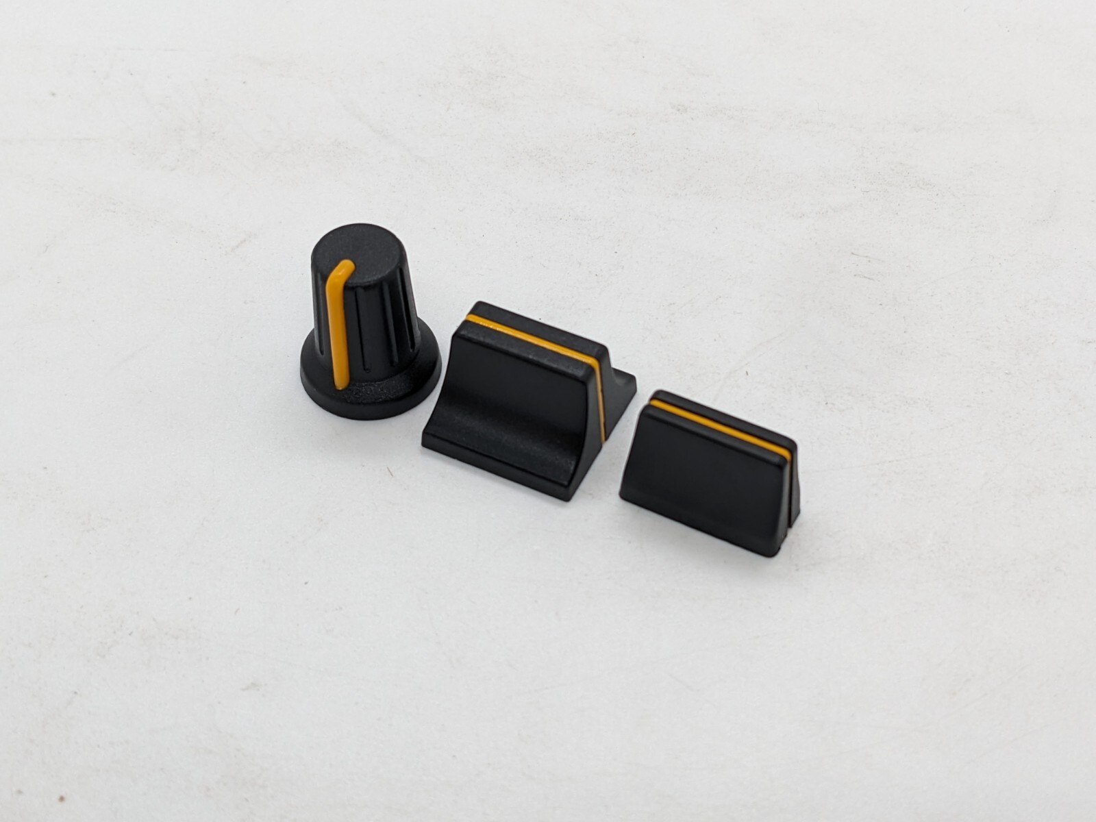 TA02 シャーシ　コントローラー　カバー タミヤ TT-02用インナーカバー＆TA-02用カーボンシャーシセット