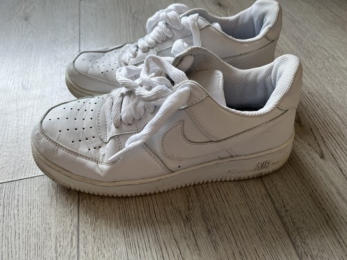 white nike air force 1 size 7.5