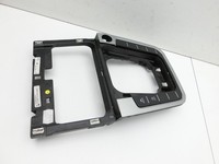 VW Passat B8 3G 14-19 Blende Innen Einbaurahmen für Mittelkonsole Schaltung VW Passat B8 3G 14-19 20.07.2015... Vorschau 4