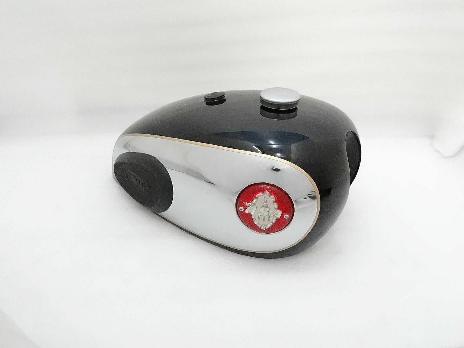 Petrol Tank With Cap & Knee Pad BSA A7 A10 Black Painted Chrome  