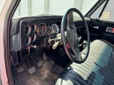 image 3 of interior