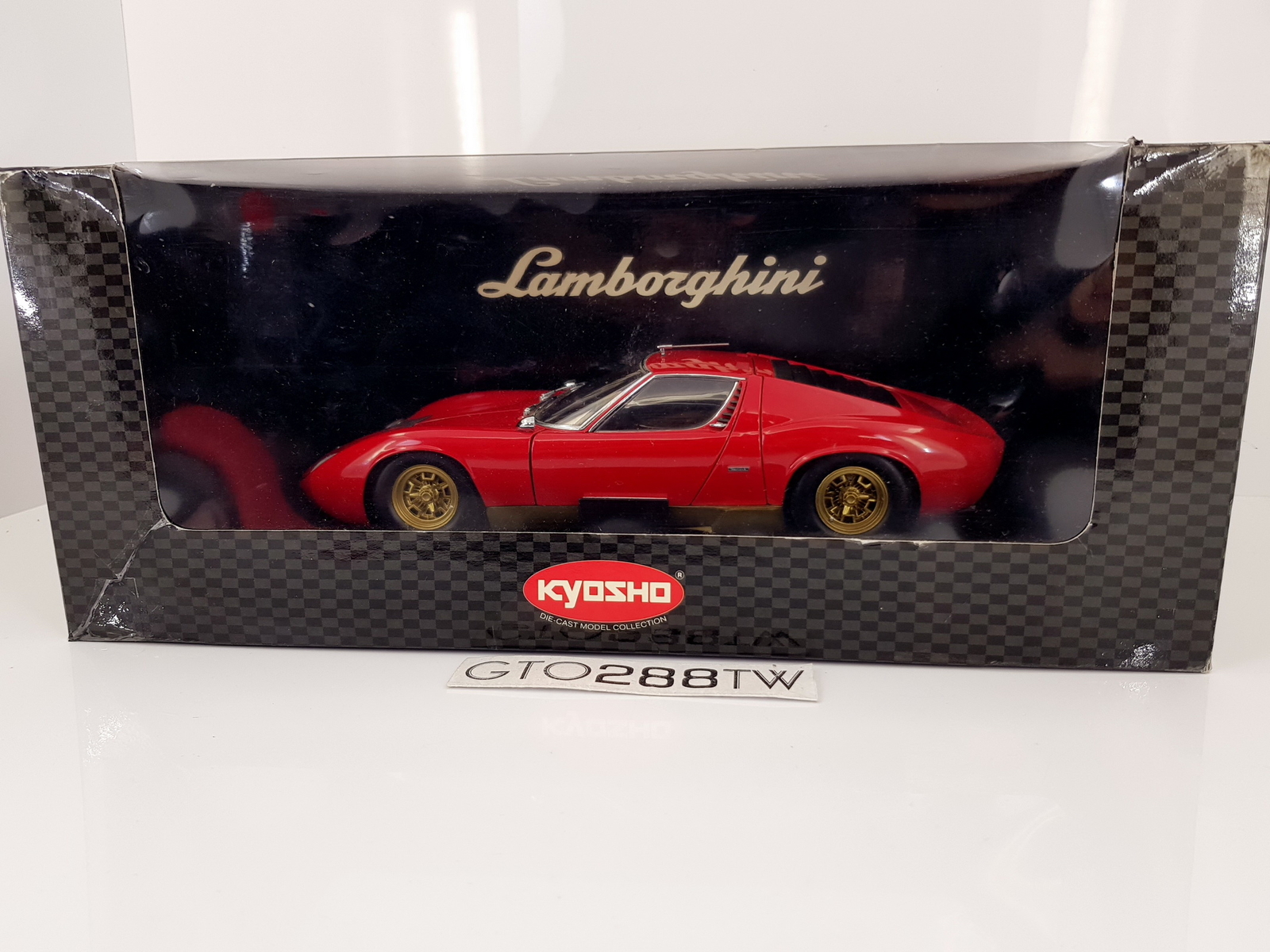 Kyosho 1:18 scale Lamborghini Miura P400 SV(Red) 08313R