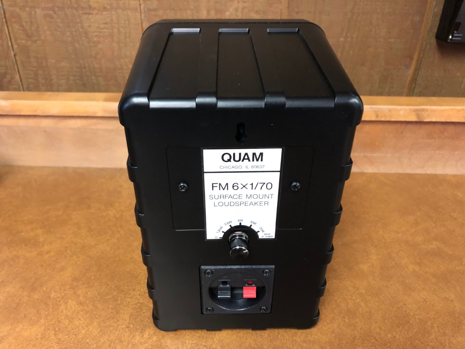 QUAM FM6X1/70 Black Speaker