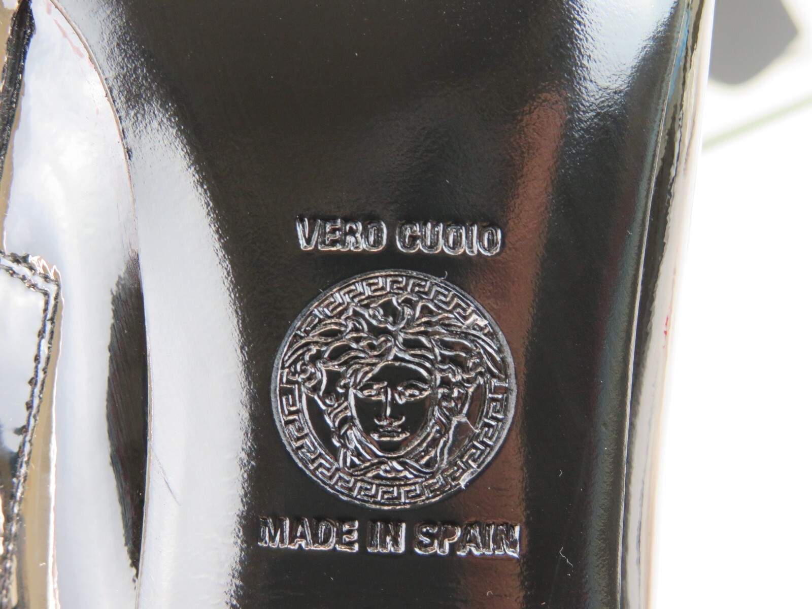 Pre-owned Versace $1300  Black Patent Leather Medusa Medallion Zip Heel Ankle Boots 39.5