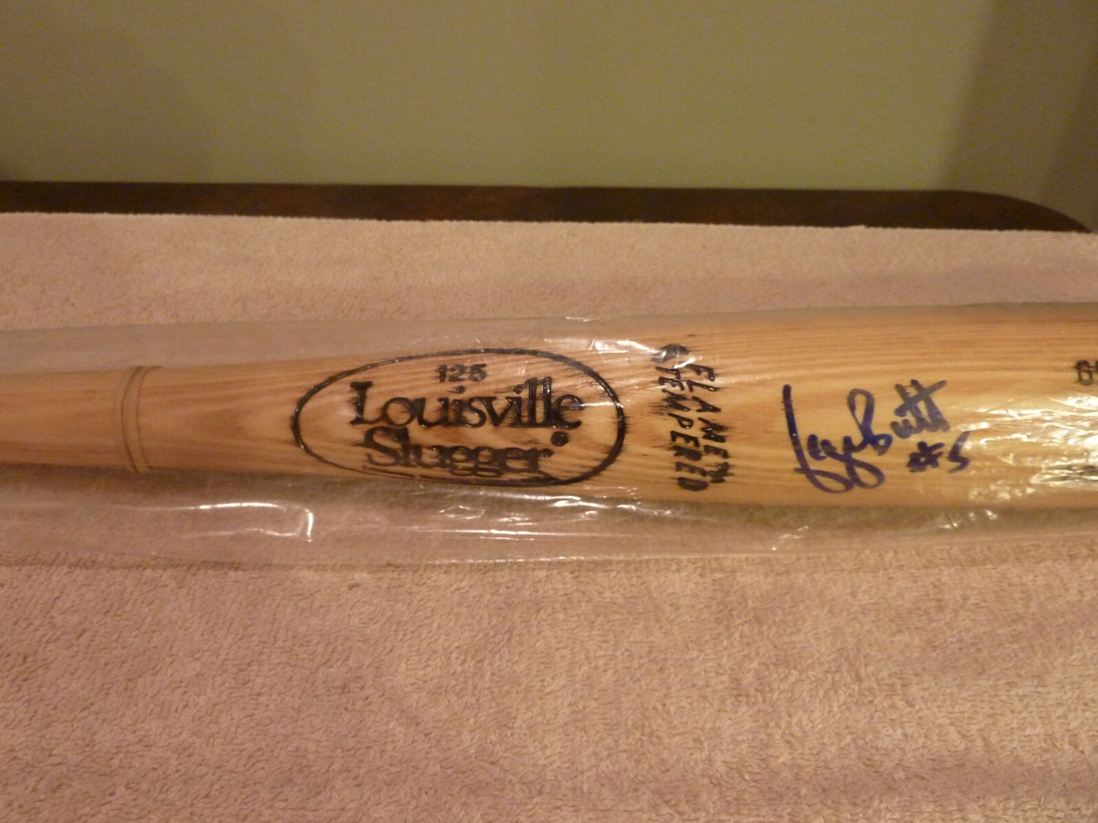 George Brett Autographed C243 Louisville Slugger 125 Bat JSA Certified
