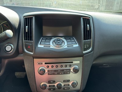 image 17 of interior