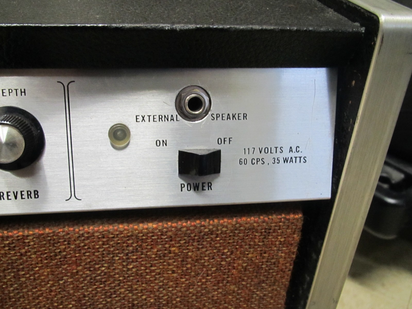 Vintage 60's Magnatone Estey T32 35W Tube Guitar Amp Reverb, Vibrado, Tremolo