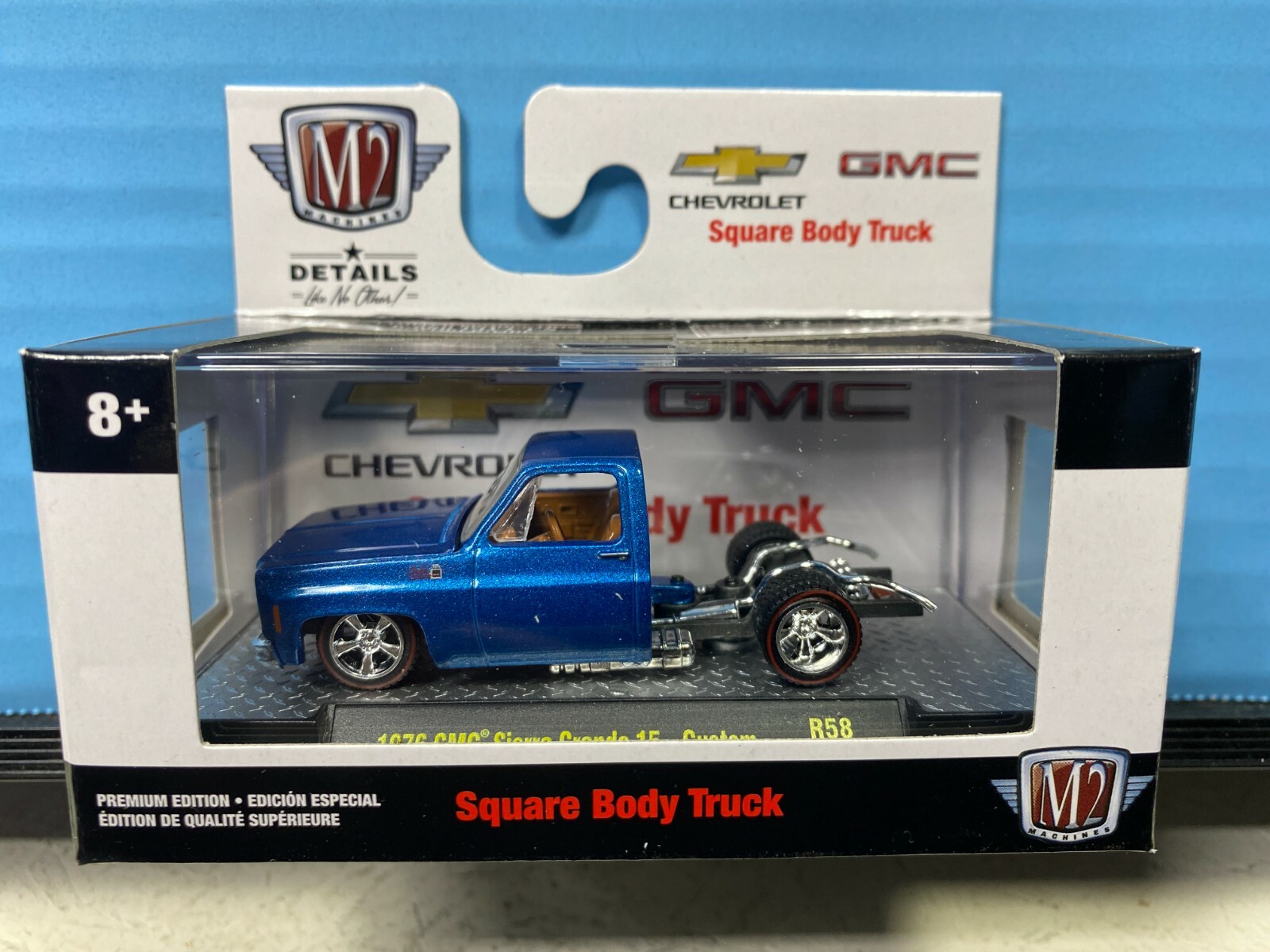 M2マシーン 1976 GMC Sierra Grande 15 Custom M2 MACHINES 1976 GMC SIERRA GRANDE 15 CUSTOM SQUAREBODY