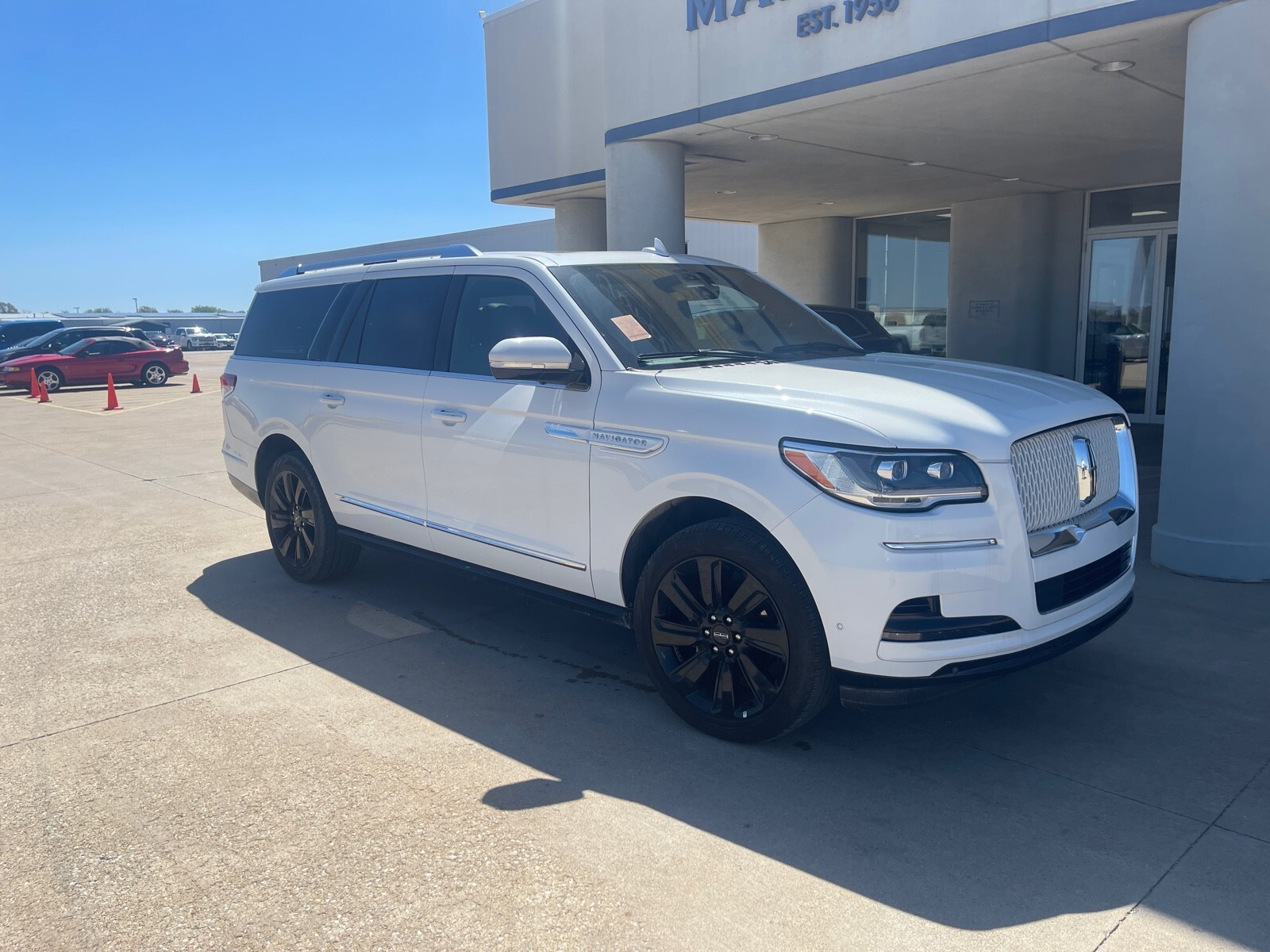 Owner 2022 Lincoln Navigator L, Pristine White Metallic Tri-Coat with 27165 Miles avai