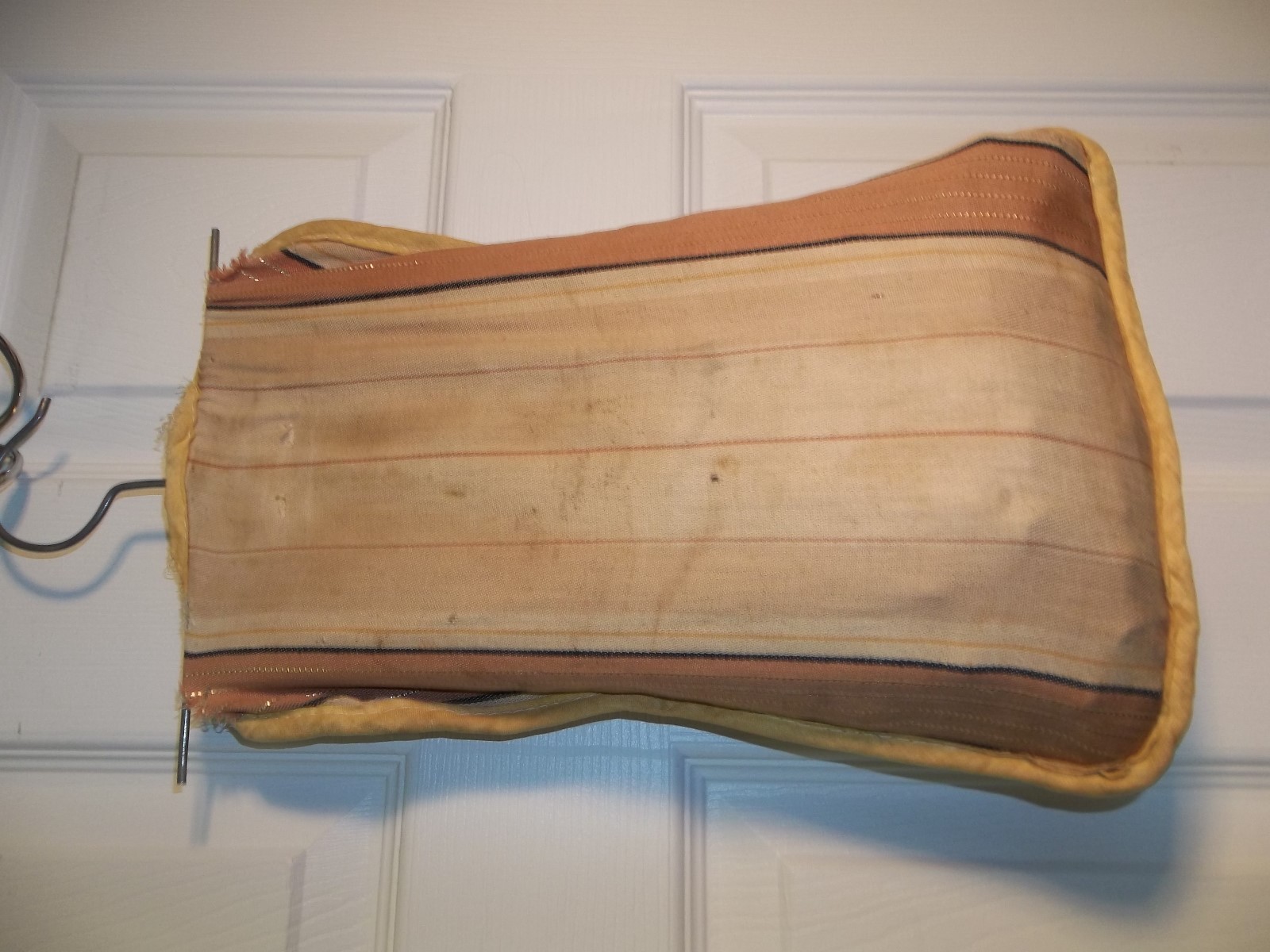 REDUCED Vintage Wood PINS and Wire Hanger Clothes Pin Bag GREAT DECOR
