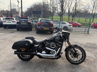 2021 Harley-Davidson SOFTAIL SPORT GLIDE FLSB Vivid Black (21MY) PETROL Manual