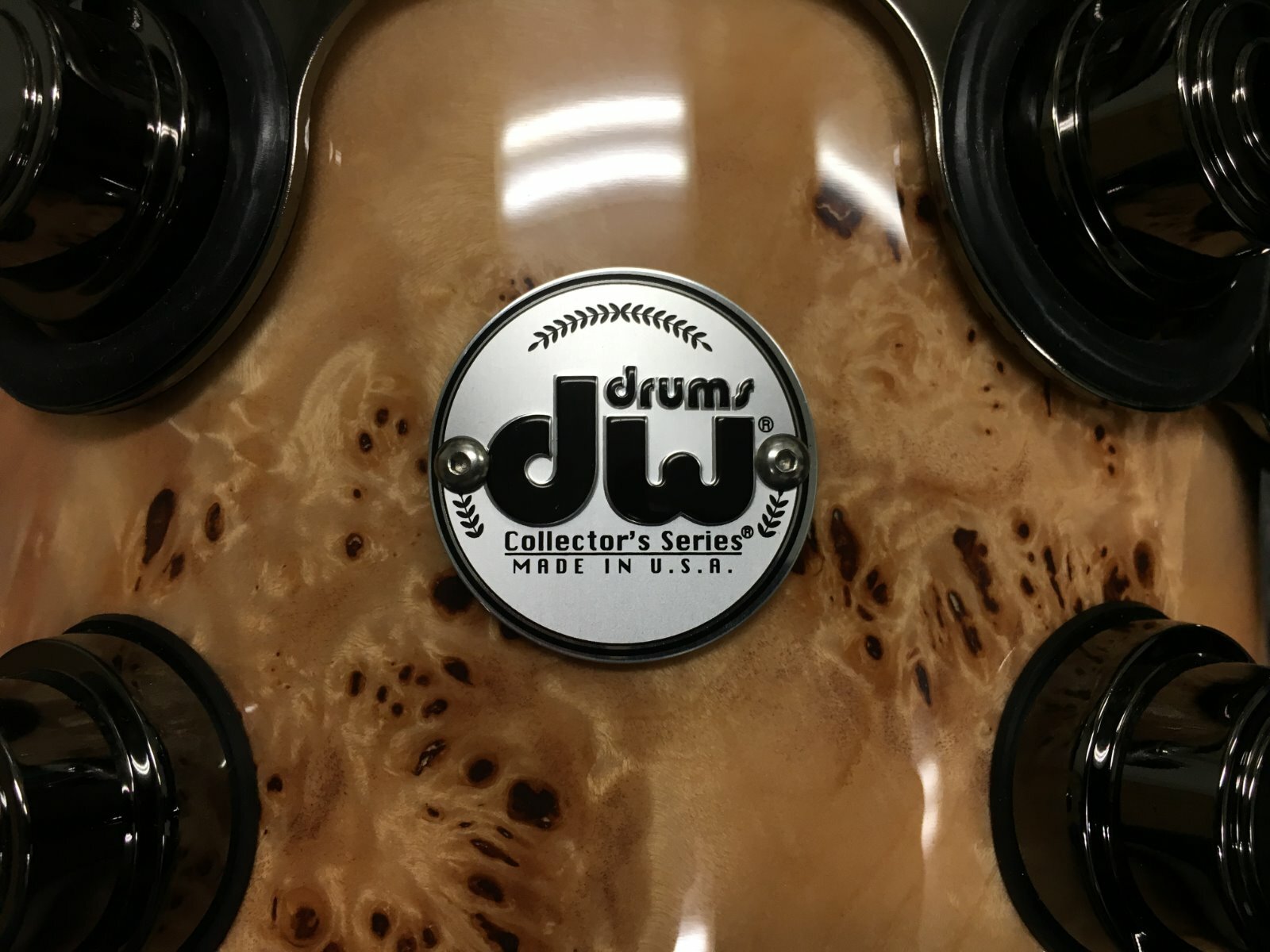 DW Collector's Series 9x10 Tom in Mapa Burl w/ Black Nickel Hardware