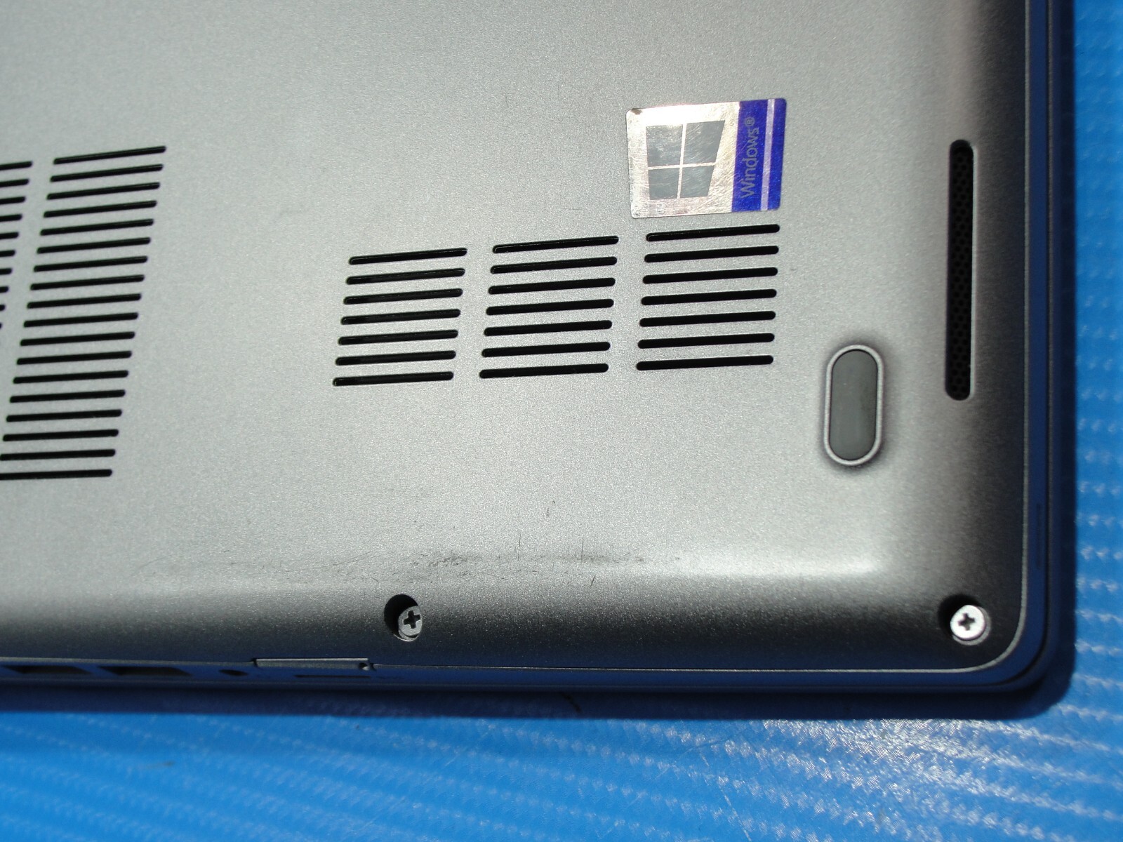 Dell Latitude 5411 14" Touch i7-10850H 16GB 512GB SSD NVIDIA MX250 Win 11 Pro - Thumbnail 22